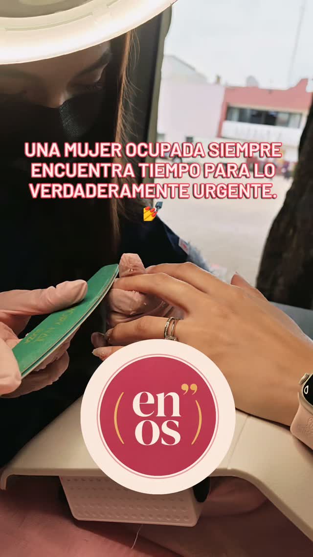 Uñas en Entre Nos